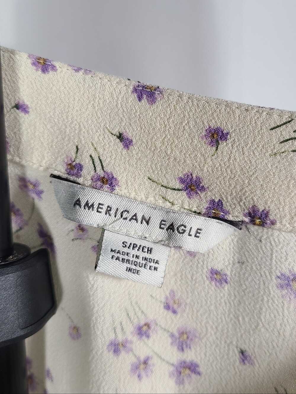 American Eagle Outfitters Cream Floral Wrap Blouse with Purple Print - Picture 3 of 3